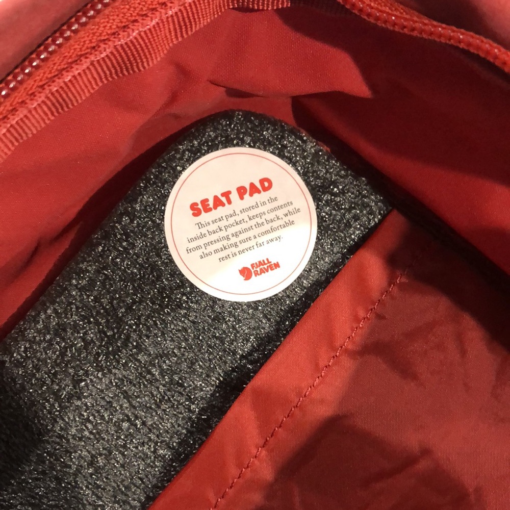 Fjallraven Kanken Deep Red Backpack - Picture 6 of 6